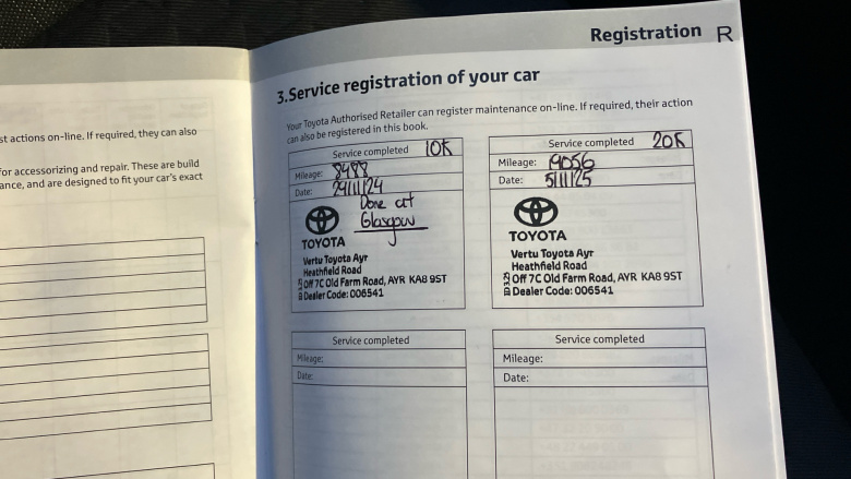 Toyota Yaris 1.5 Hybrid Design 5dr CVT Hybrid Hatchback